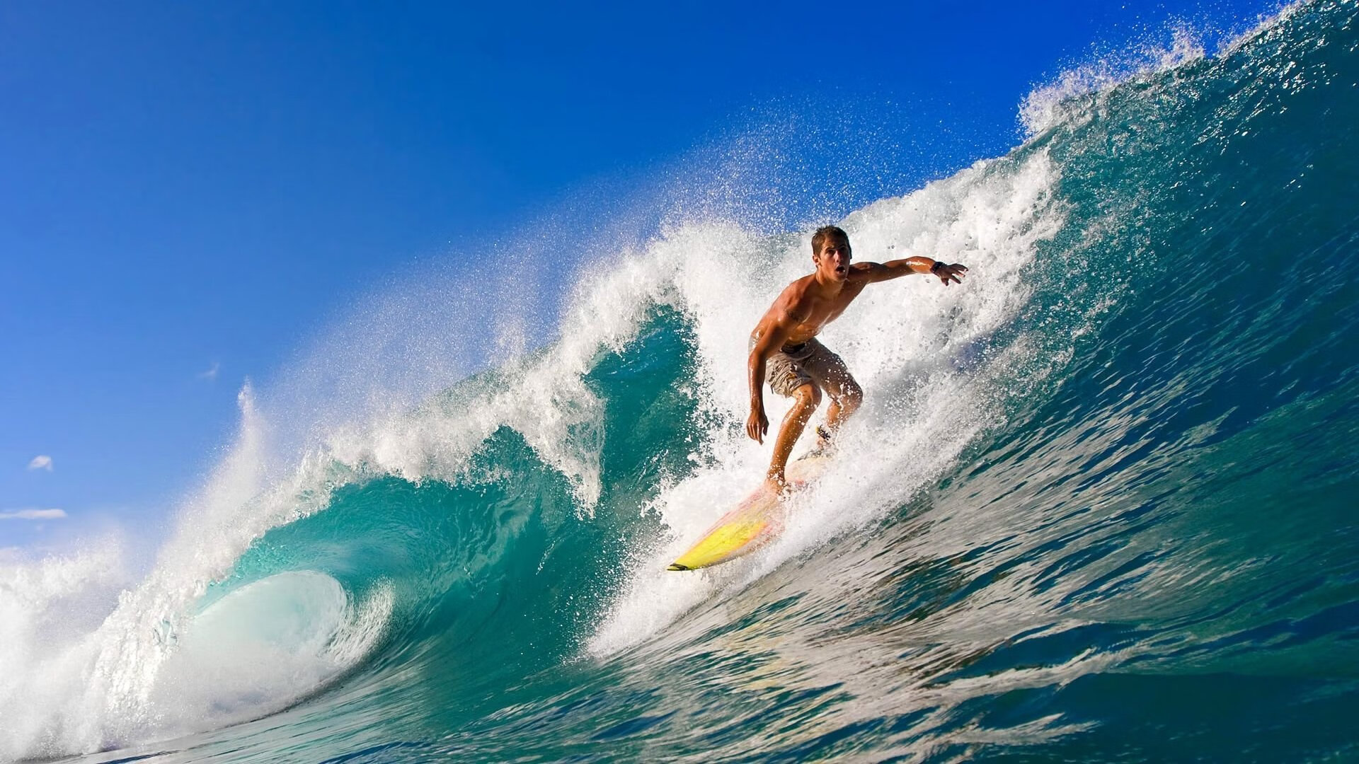 湖人130-120热火升至西部第3,不是东契奇和里夫斯,最大功臣是他,湖人一热火g6