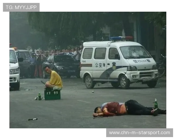 通报披露真相：民警行凶致 2 死 1 伤 嫌疑人被拘留，民警遇袭