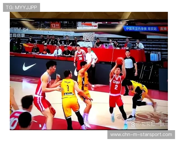 篮球俱乐部开放战术板直播 球迷首次看到临场布置，setplay 篮球战术板
